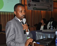 EHRI's Principle Investigator Gemechu Liet presents findings to Ethiopia's Ministry of Health.jpg